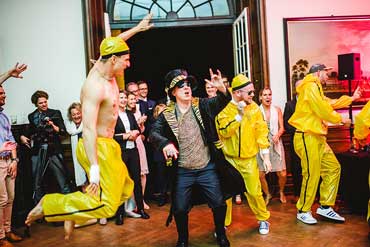 Die Live-Performance des Hochzeitslieds am 2. Juli 2016 - Kai und Anna: Das Lied (live) (von Benjamin Erhardt)